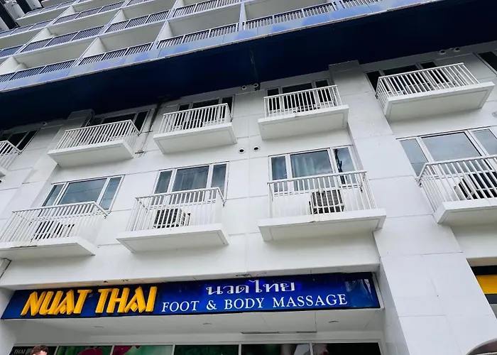 Sea Moa - Paul Condotel Apartment Manila